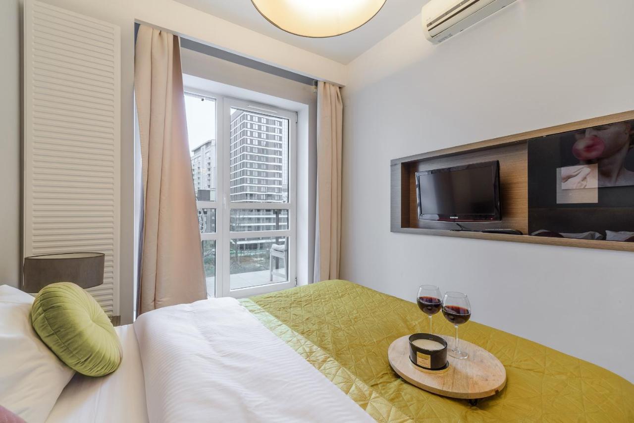 Luxury Apartments In Platinum Tower Varsovie Extérieur photo