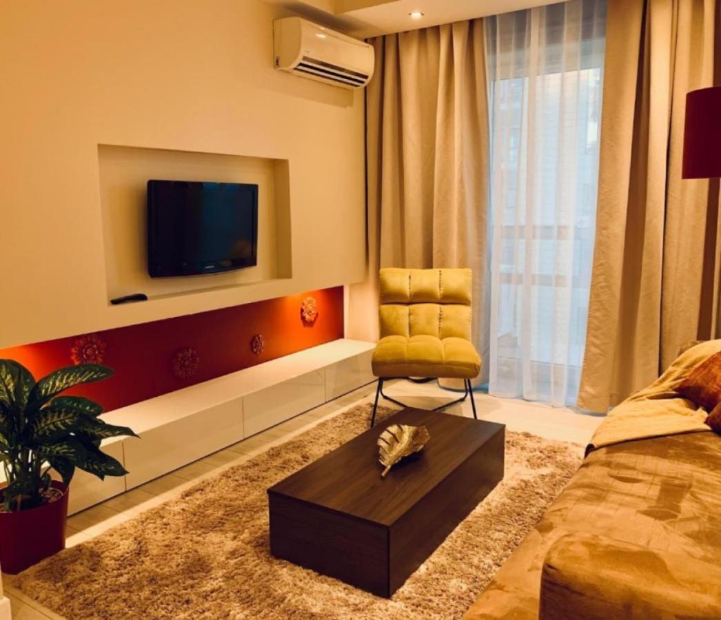 Luxury Apartments In Platinum Tower Varsovie Extérieur photo