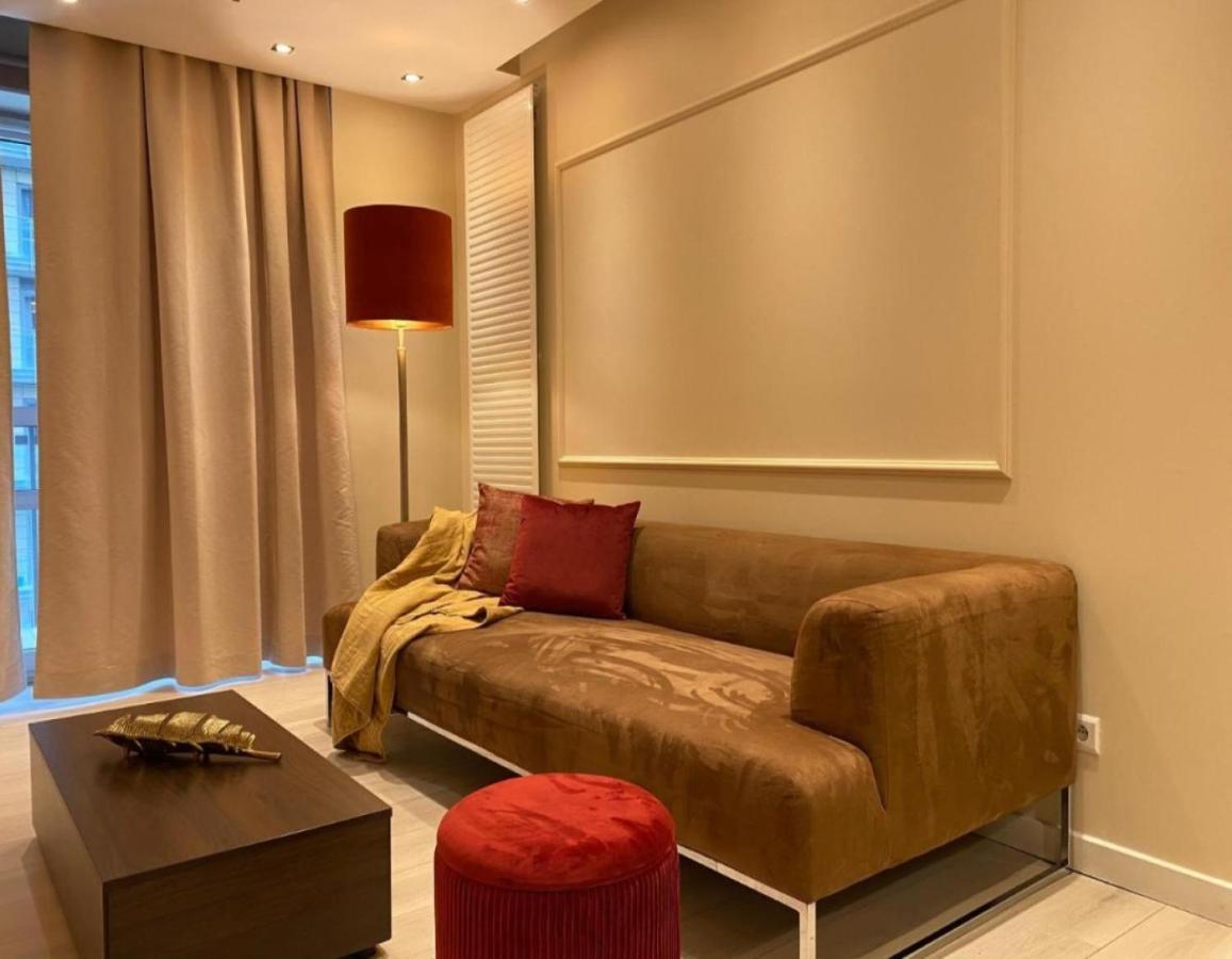 Luxury Apartments In Platinum Tower Varsovie Extérieur photo