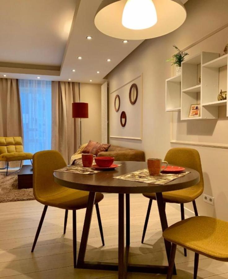 Luxury Apartments In Platinum Tower Varsovie Extérieur photo