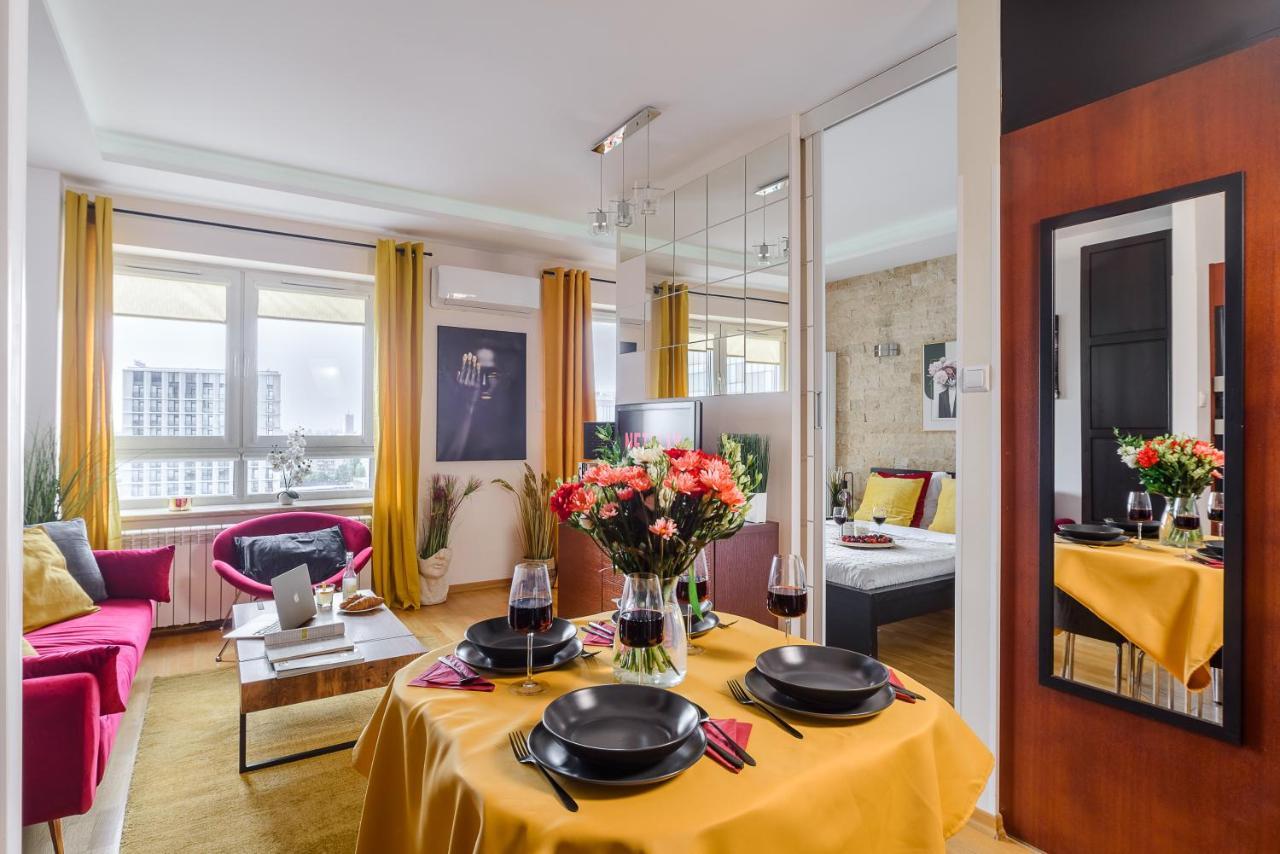 Luxury Apartments In Platinum Tower Varsovie Extérieur photo