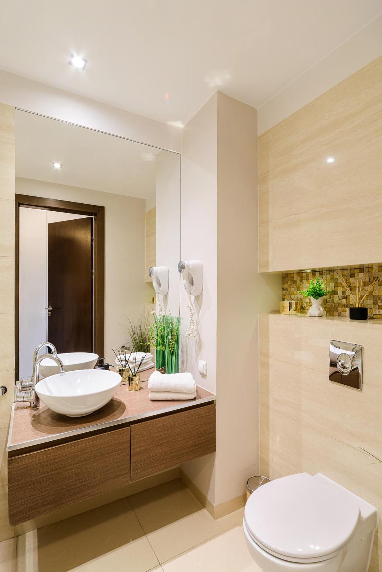 Luxury Apartments In Platinum Tower Varsovie Extérieur photo