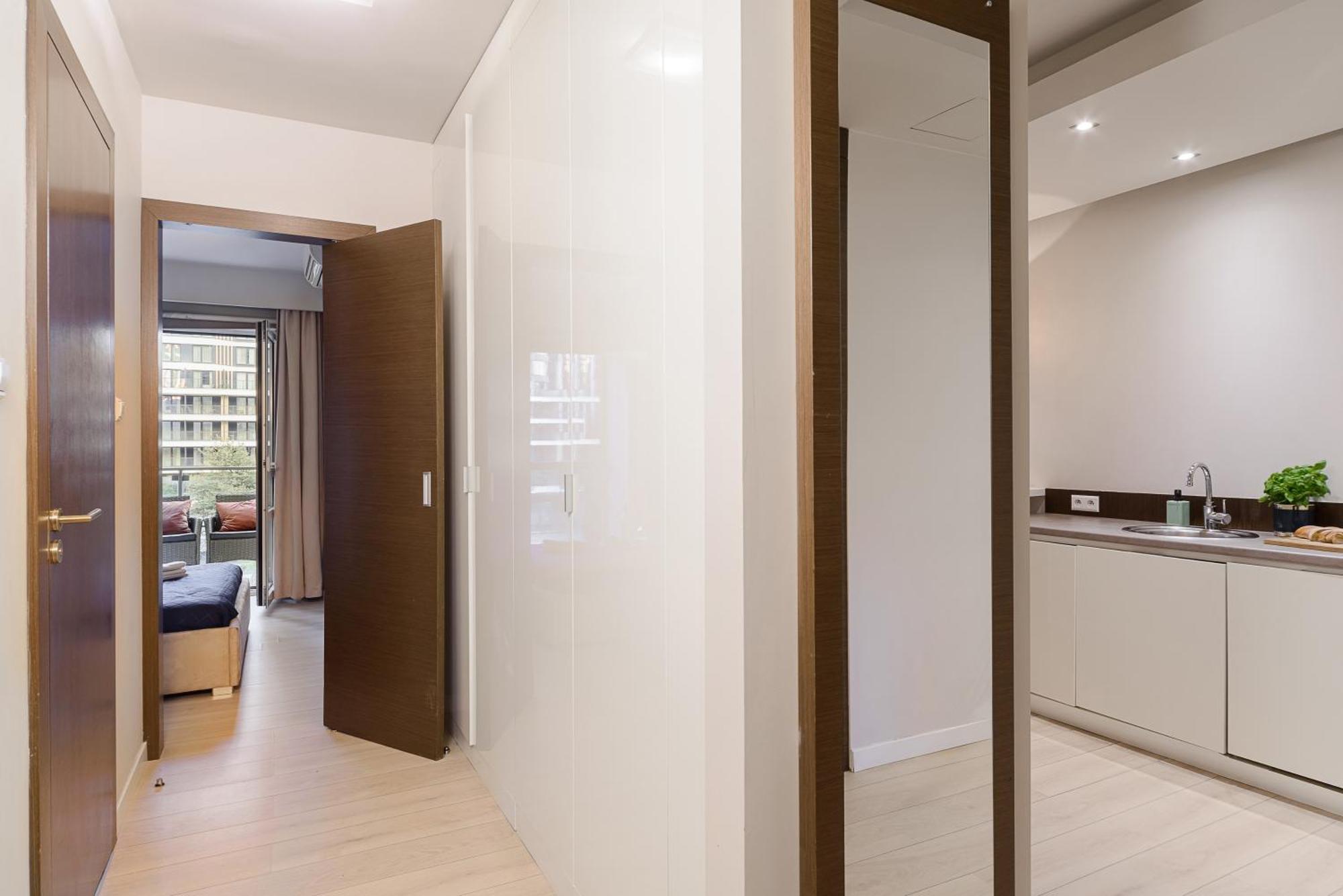 Luxury Apartments In Platinum Tower Varsovie Extérieur photo