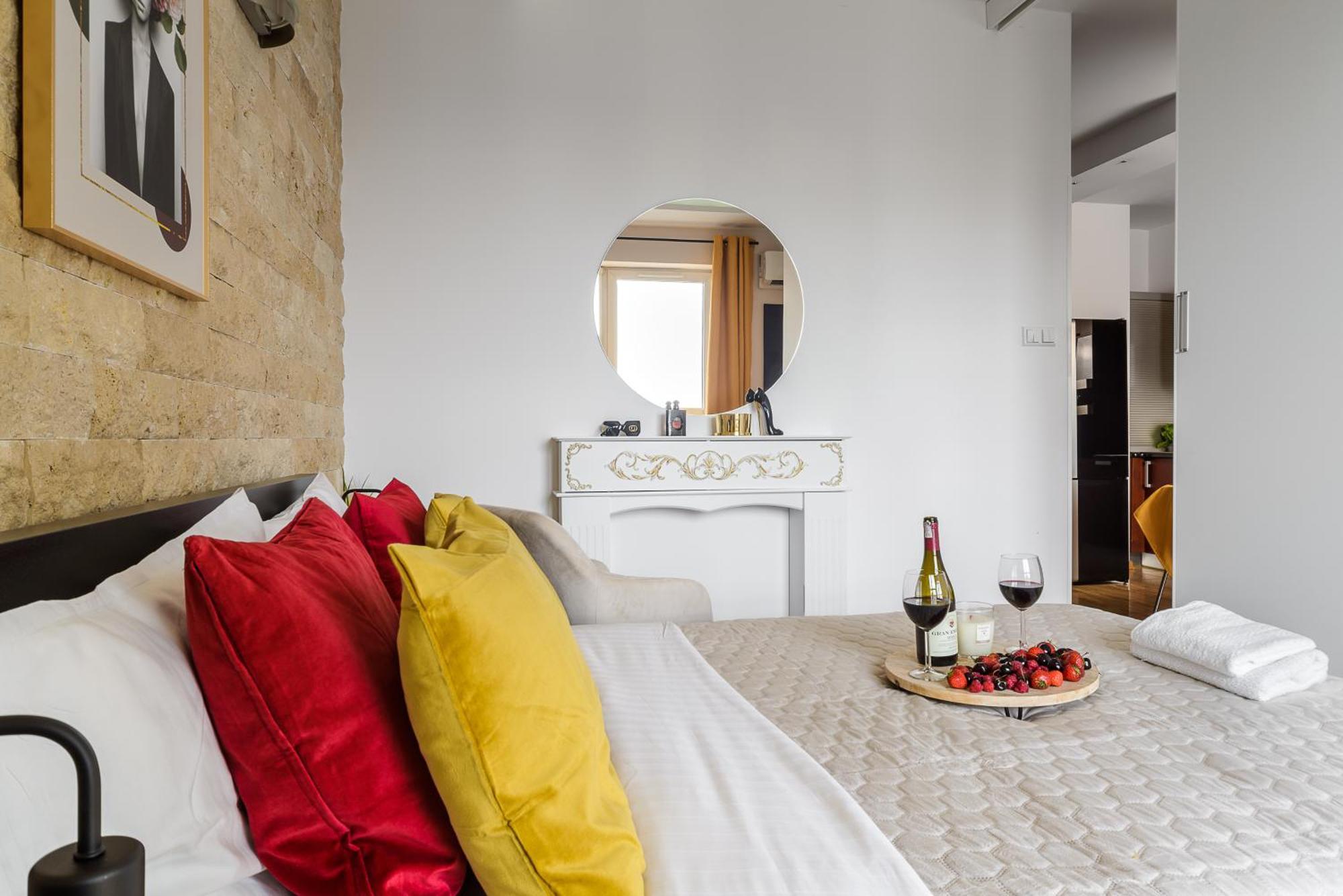Luxury Apartments In Platinum Tower Varsovie Extérieur photo