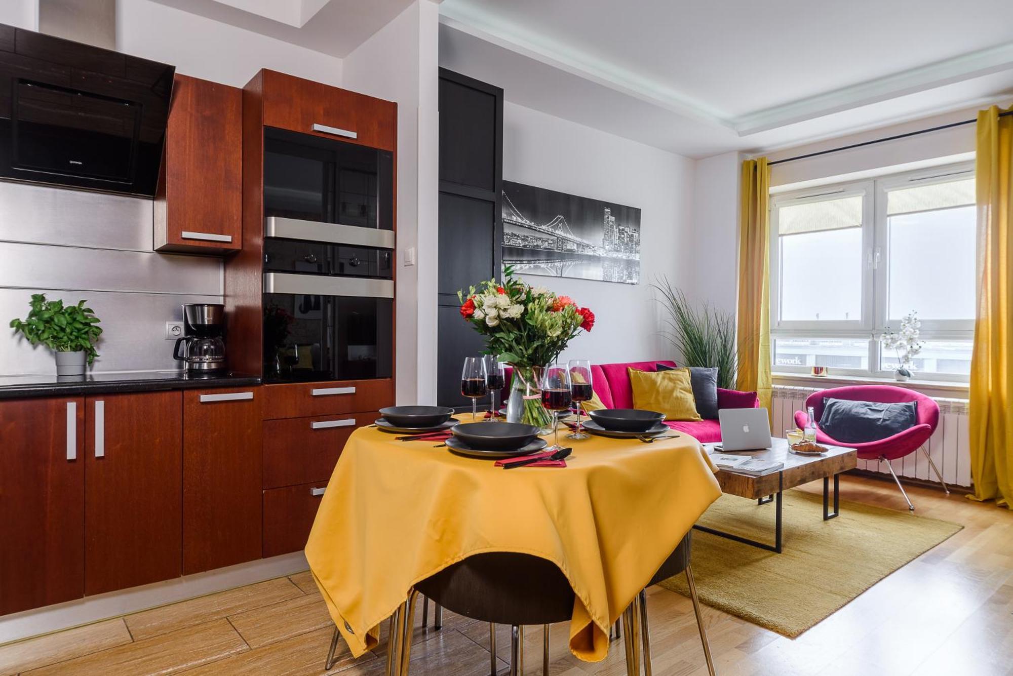Luxury Apartments In Platinum Tower Varsovie Extérieur photo